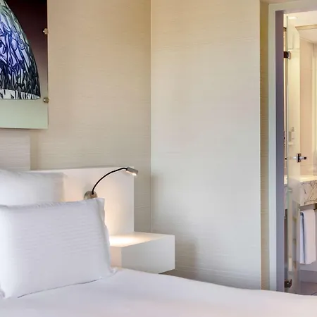 Pullman Eindhoven Cocagne Hotel Exterior photo